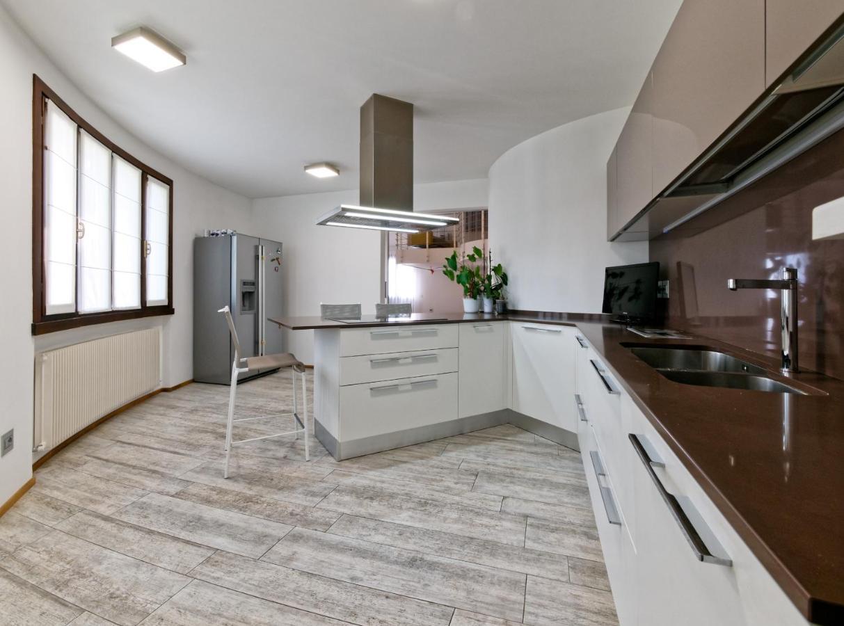 Nifty Intera Villa Con Piscina Relax, Idromassaggio E Sauna Muscletto Eksteriør bilde