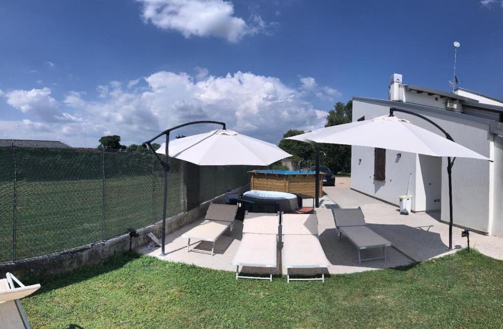 Nifty Intera Villa Con Piscina Relax, Idromassaggio E Sauna Muscletto Eksteriør bilde